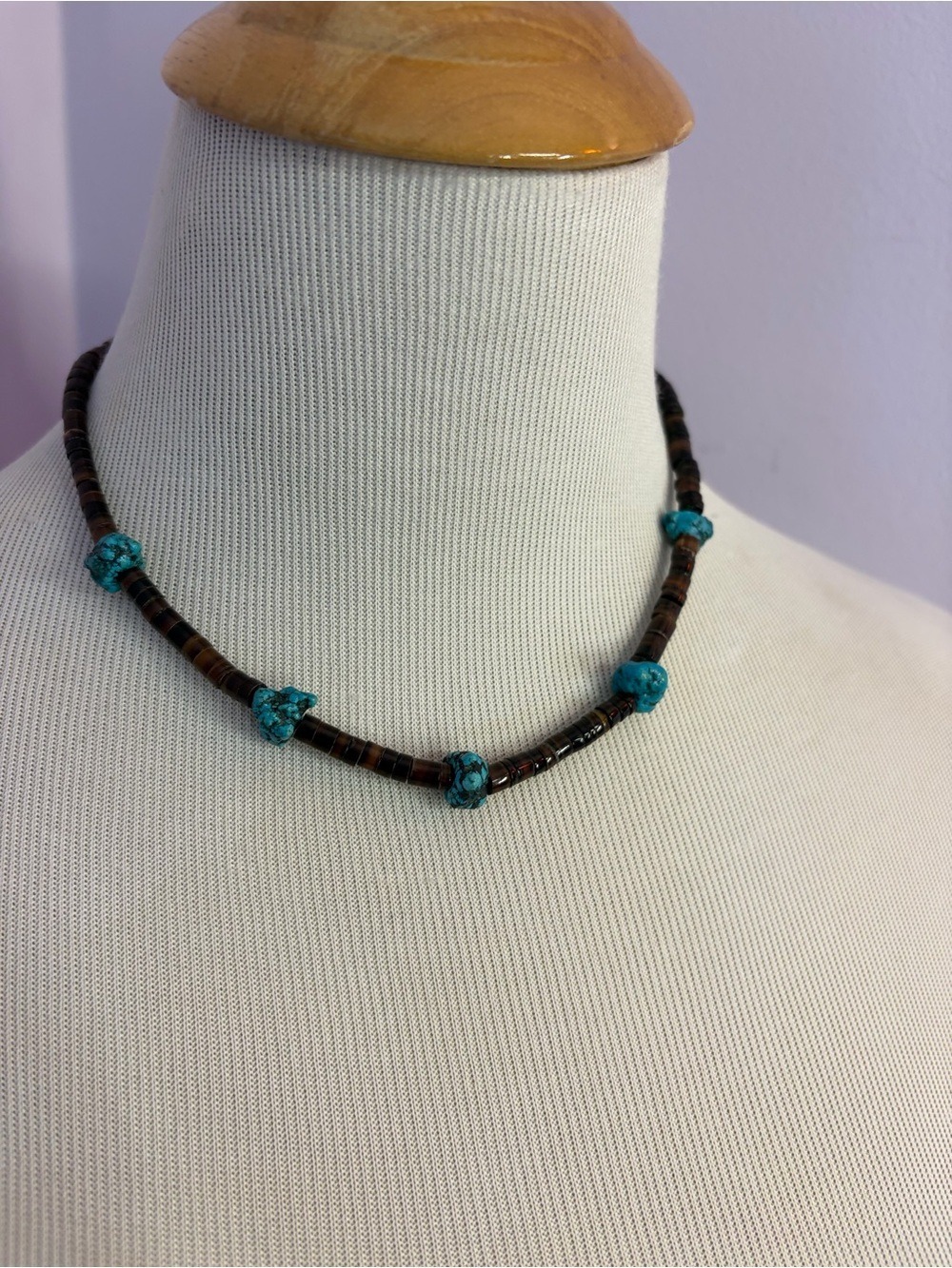 Vintage Pen Shell and Turquoise Chunk Choker Necklace